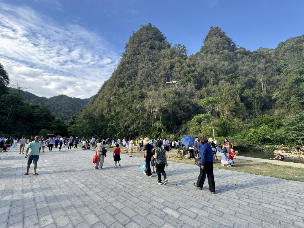 Du lịch số - khi công nghệ thay đổi cách du khách khám phá, trải nghiệm ở Cao Bằng