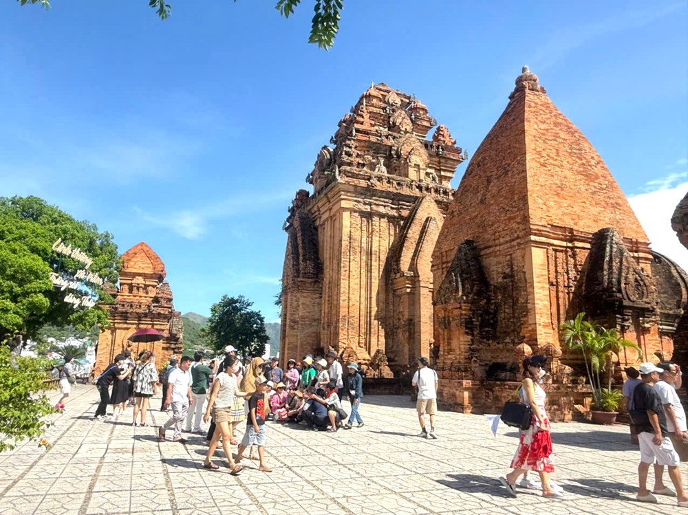 Khánh Hòa: Thiết lập các đường dây nóng hỗ trợ du khách