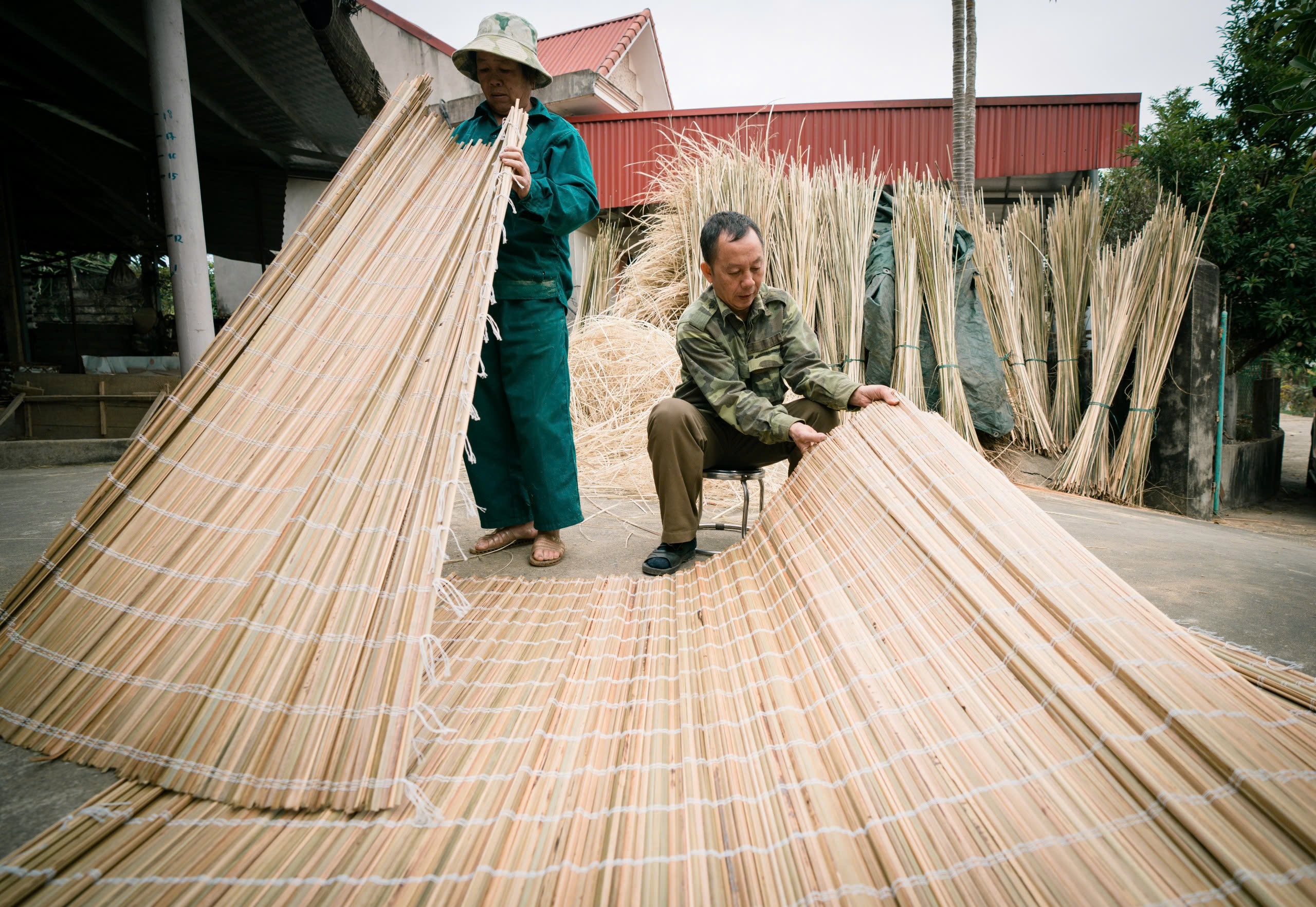 Nghề làm mành cọ ở Quảng Yên