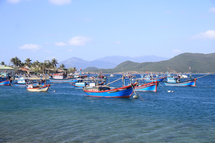 Bình yên làng biển Bích Đầm - Khánh Hòa