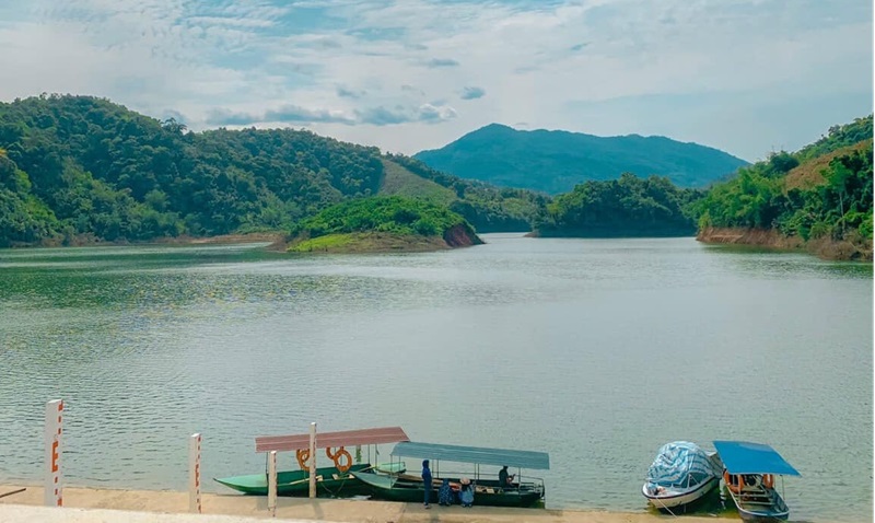 Bắc Kạn phát triển du lịch sinh thái tại hồ Nặm Cắt