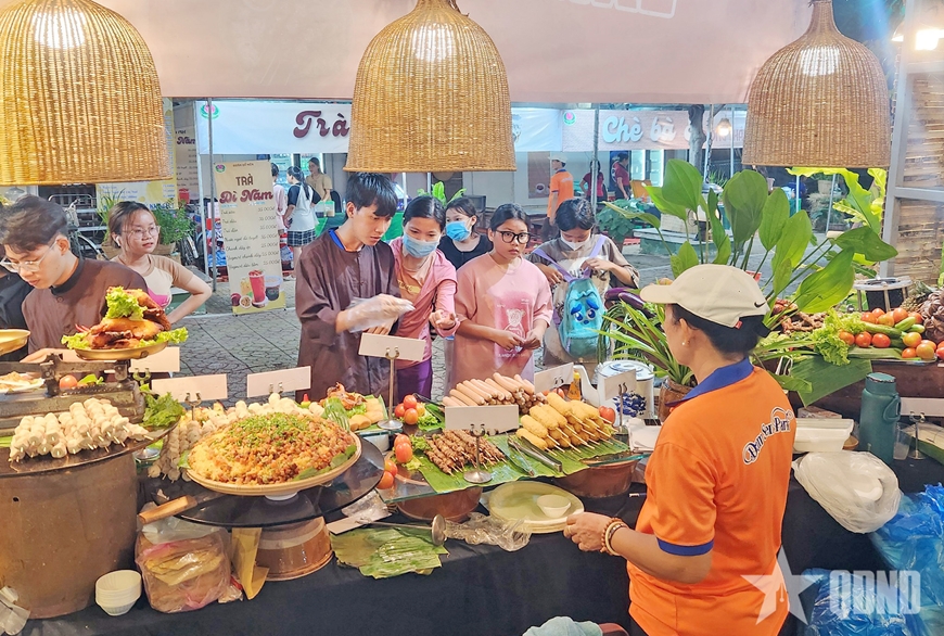Đa trải nghiệm tại Lễ hội Ẩm thực Hương sắc phương Nam 2025
