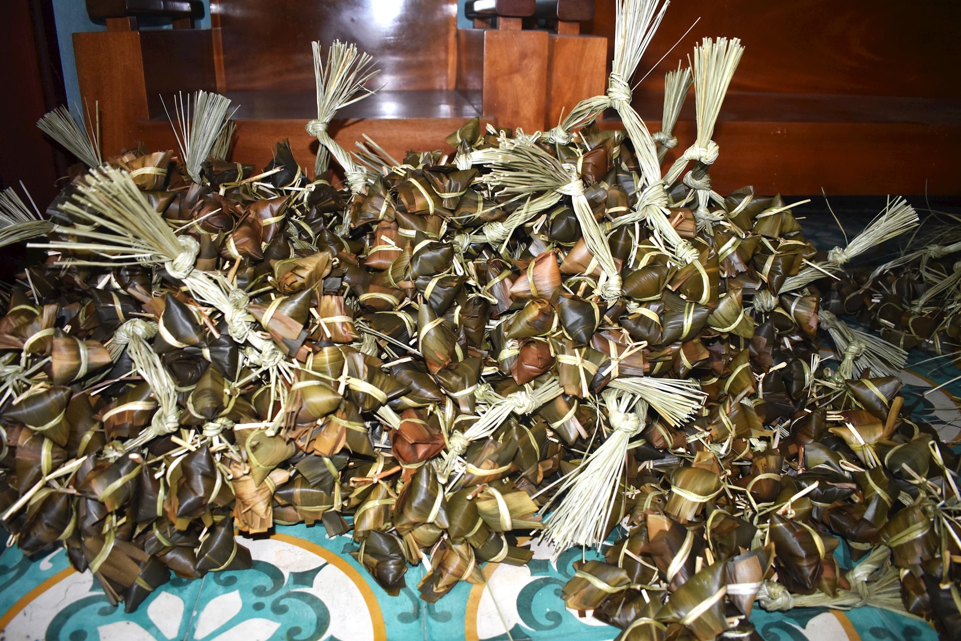Giữ nghề bánh ú tro ở Hội An