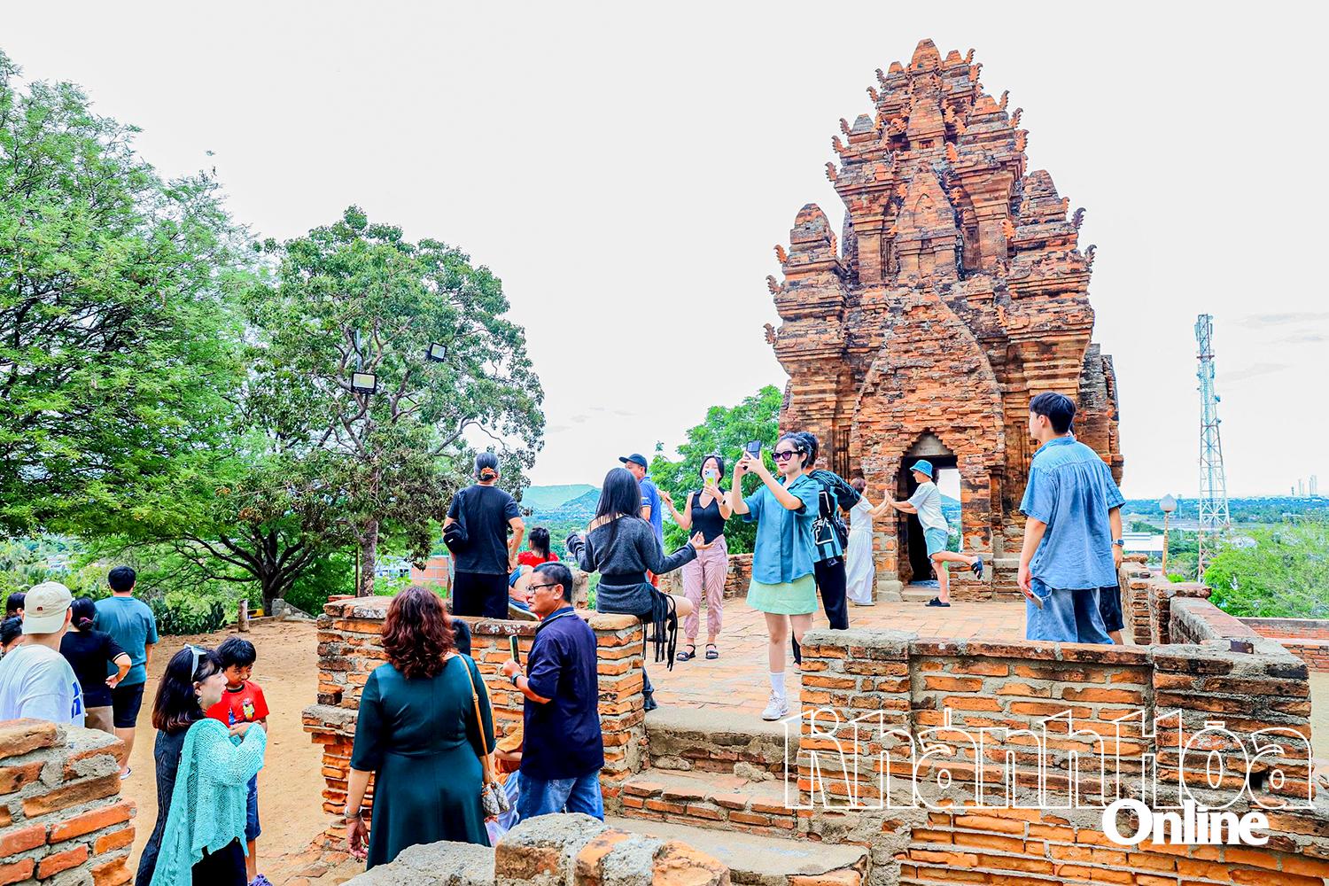 Du lịch Khánh Hòa: Khai mở tiềm năng, thế mạnh sau sáp nhập