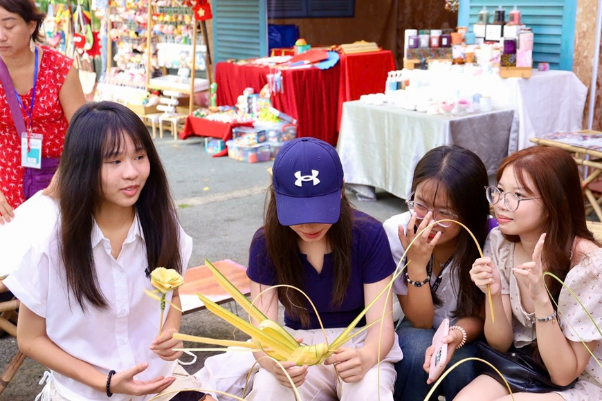 TP Hồ Chí Minh rộn ràng cho mùa du lịch hè