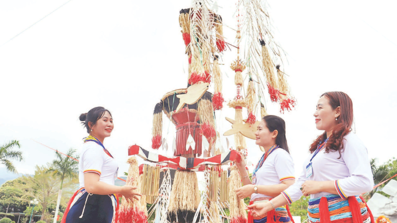 Sắc màu văn hóa dân tộc Co ở Quảng Ngãi