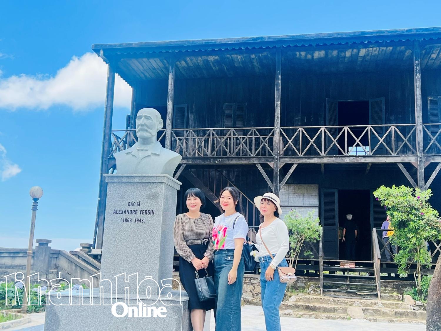 Mở lại tour tham quan nhà bác sĩ A.Yersin ở Hòn Bà (Khánh Hòa)