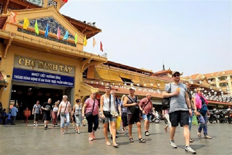Hướng đến siêu đô thị du lịch vùng