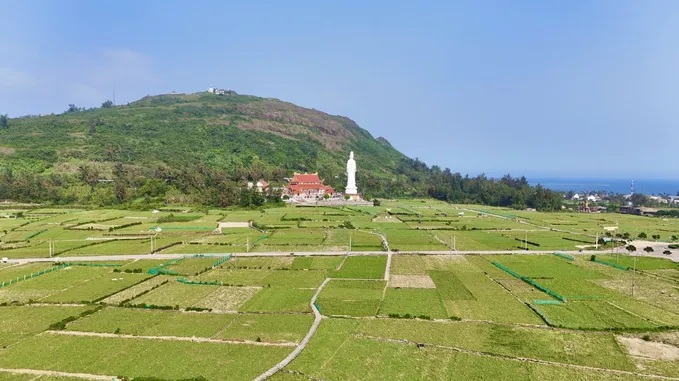 Đặc khu Lý Sơn - xây dựng trung tâm du lịch biển, đảo quốc gia
