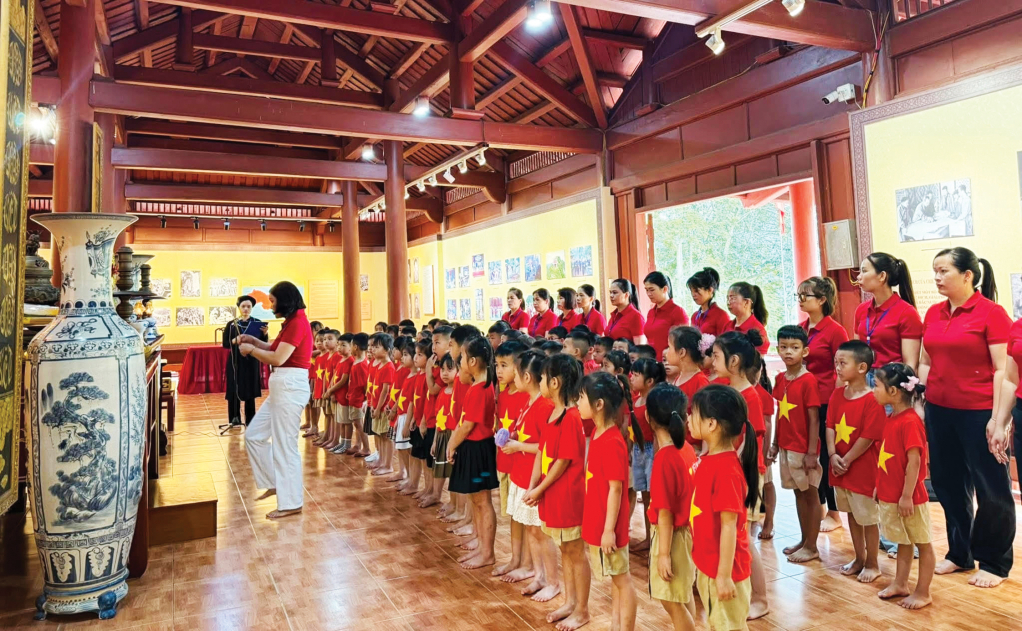 Hành trình về nguồn giữa miền di sản Non nước Cao Bằng