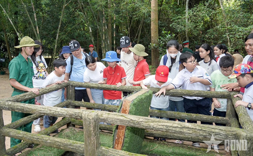 Trải nghiệm du lịch hè của học sinh, thiếu nhi TP Hồ Chí Minh