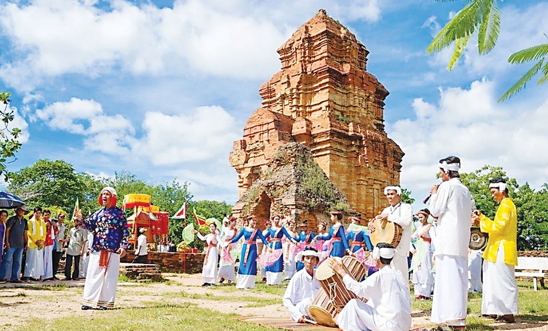 Hồn xưa kiêu hãnh giữa Tuy Hòa (Đắk Lắk)