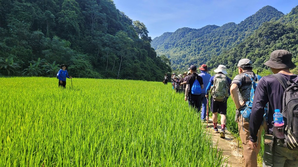 Miền Tây xứ Thanh: Chạm vào hồn đất, say trong hơi thở bản làng