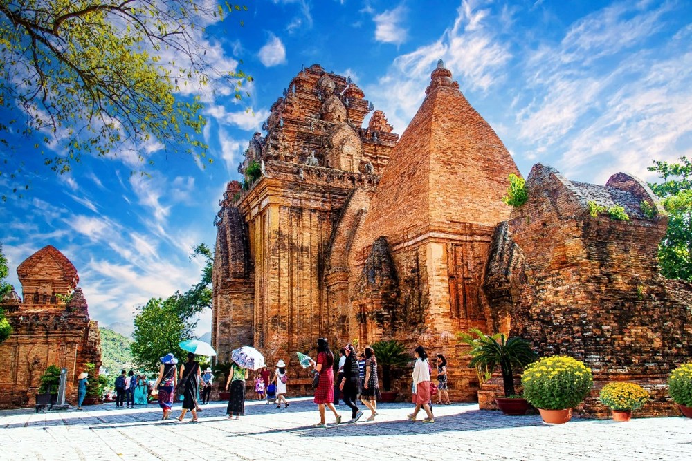 Khám phá 4 ngôi tháp Chăm nổi tiếng ở Khánh Hòa