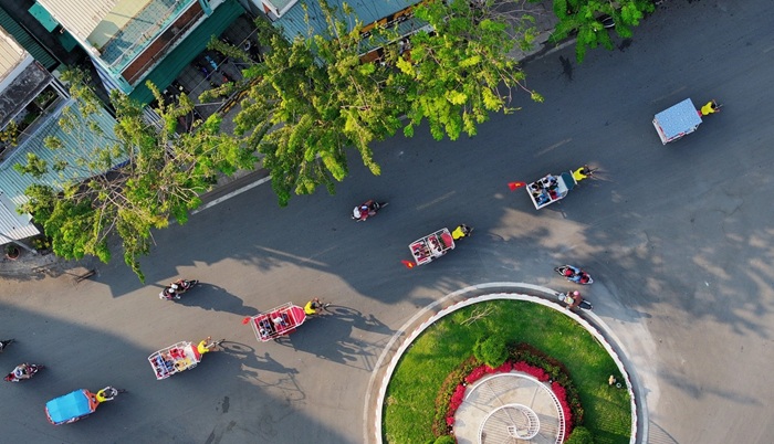 Dạo phố bằng xe lôi điện ở Hà Tiên - An Giang