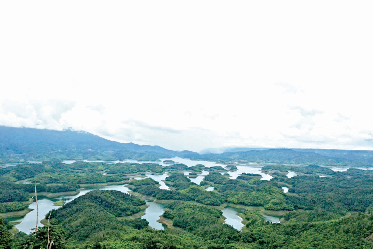 Khám phá “hoang đảo” Tà Đùng - Lâm Đồng