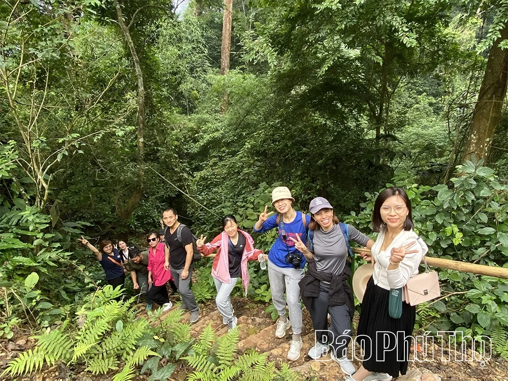 Khám phá du lịch cộng đồng bản Sưng - Phú Thọ