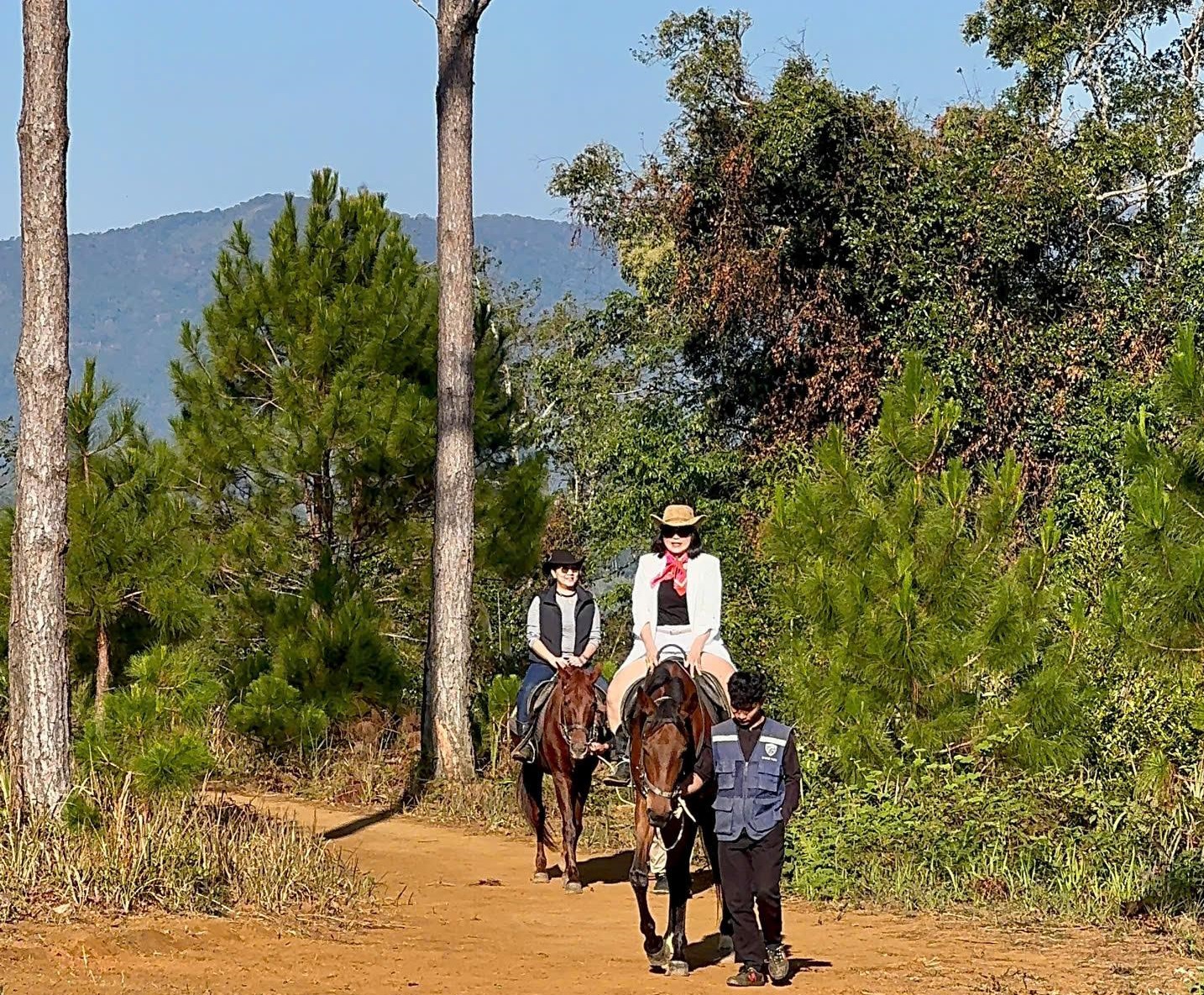 Trải nghiệm Măng Đen, nghĩ về du lịch núi rừng Khánh Hòa
