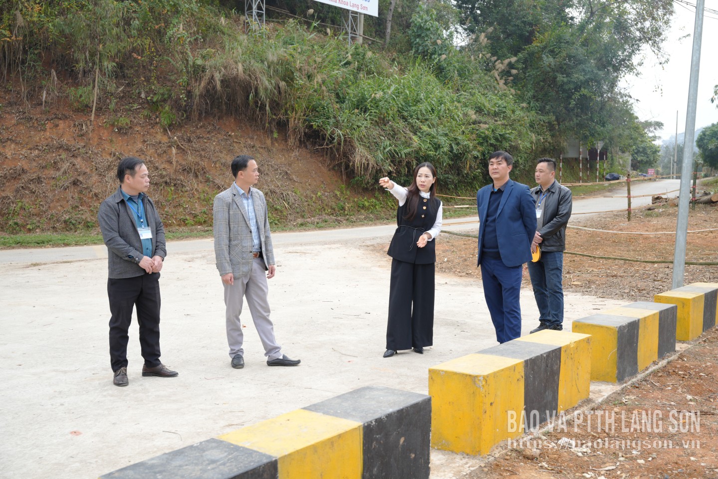 Khảo sát xây dựng điểm check-in trong Công viên địa chất toàn cầu UNESCO Lạng Sơn