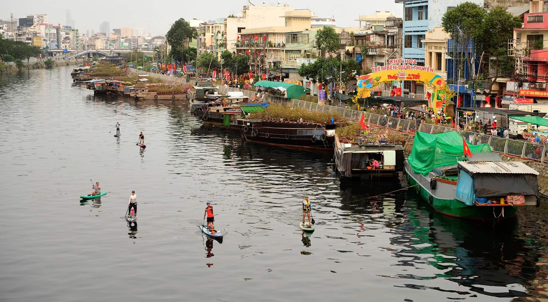 Hào quang truyền thống: Rộn ràng sắc hoa “Trên bến dưới thuyền” ở TPHCM