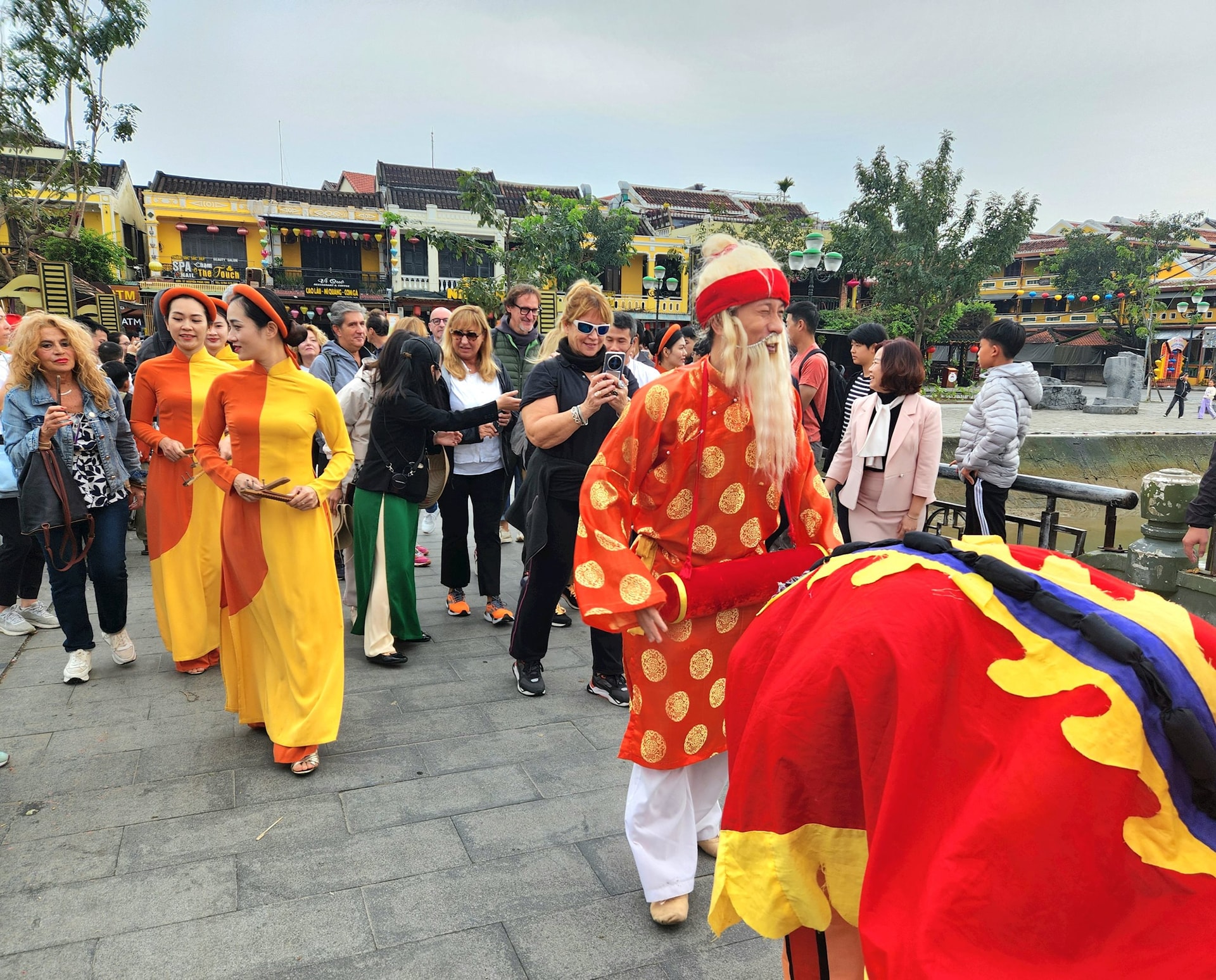 Nhiều hoạt động vui xuân, đón Tết Bính Ngọ 2026 tại Hội An (Đà Nẵng)