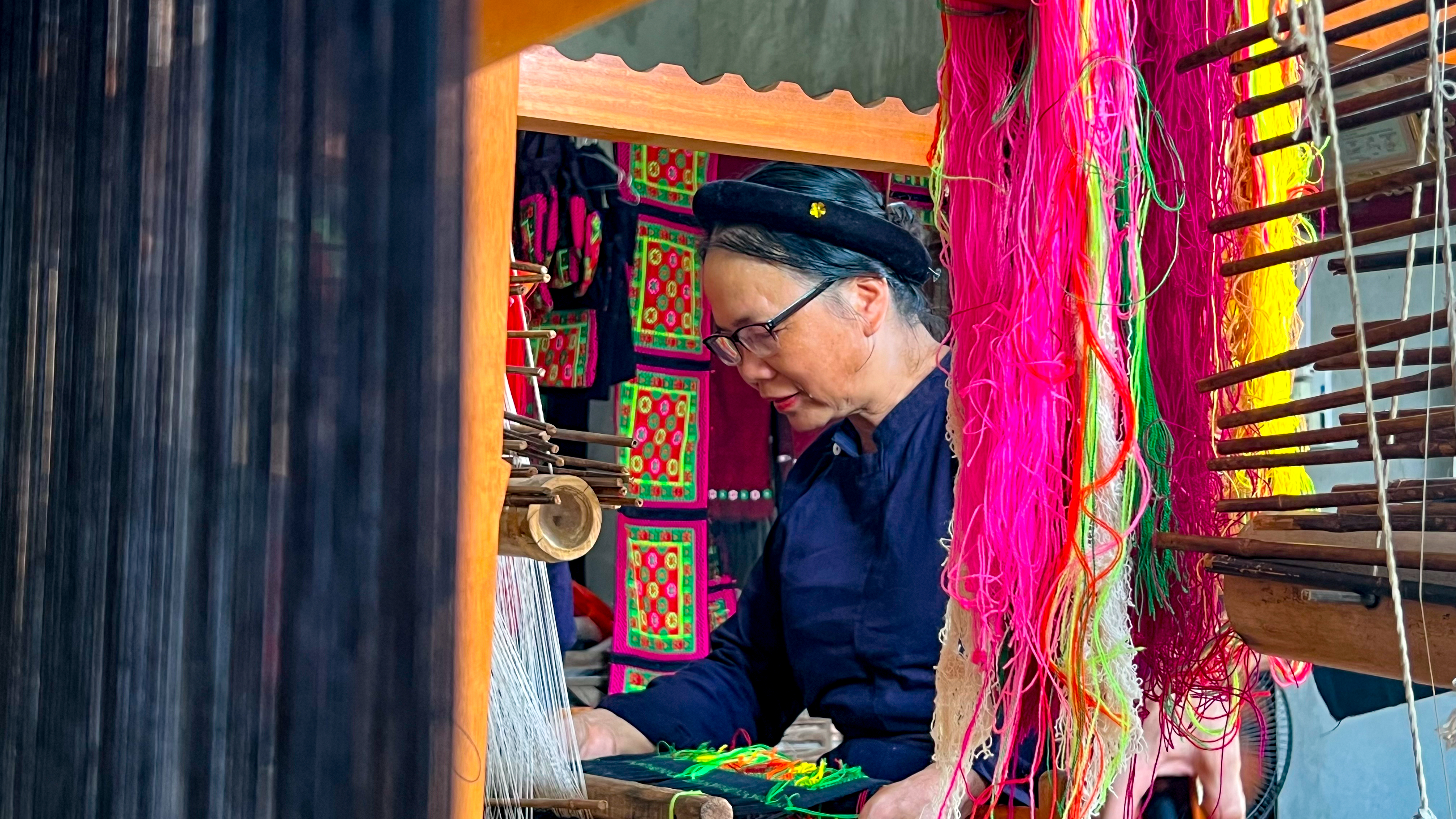 Luống Nọi (Cao Bằng) rộn ràng tiếng thoi đưa