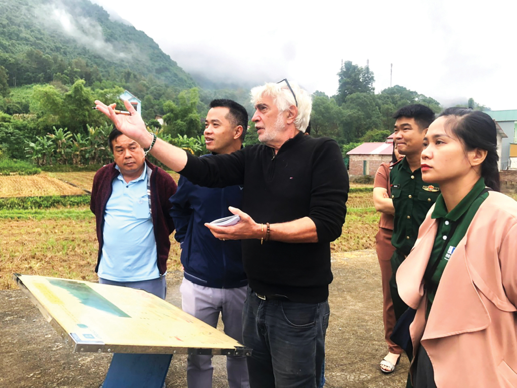 Người đưa Non nước Cao Bằng vươn ra thế giới