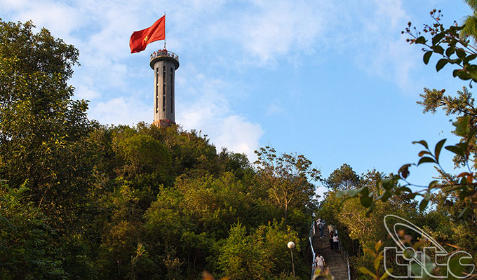 Cột cờ Lũng Cú- Hà Giang
