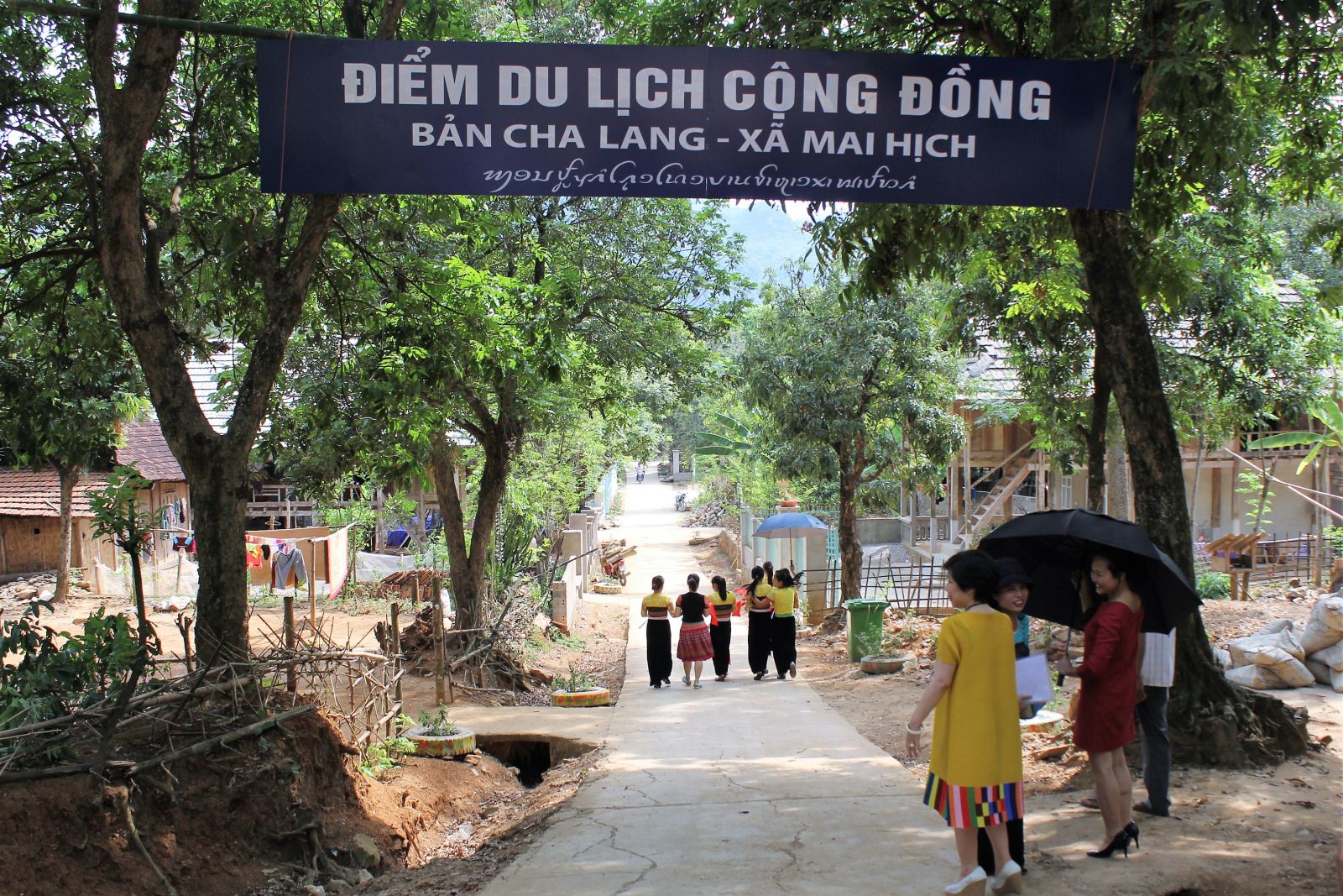 Khai trương điểm du lịch cộng đồng bản Cha Lang – Mai Hịch