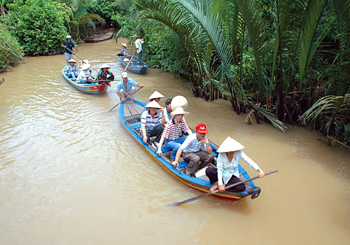 Gần 400 ngàn du khách đến Bến Tre