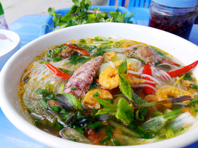 Bún tôm Nhà Thờ, món ngon bình dân ở Cẩm Phả (Quảng Ninh)