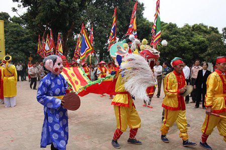 Tưng bừng lễ hội đền Trần Thương (Hà Nam)