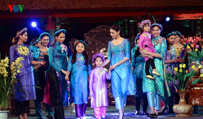 Festival Áo dài Hà Nội năm 2016: “Tinh hoa áo dài Việt Nam” 