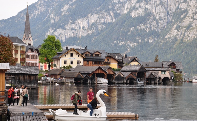 Hallstatt (Áo) – Thị trấn bên hồ đẹp nhất thế giới 