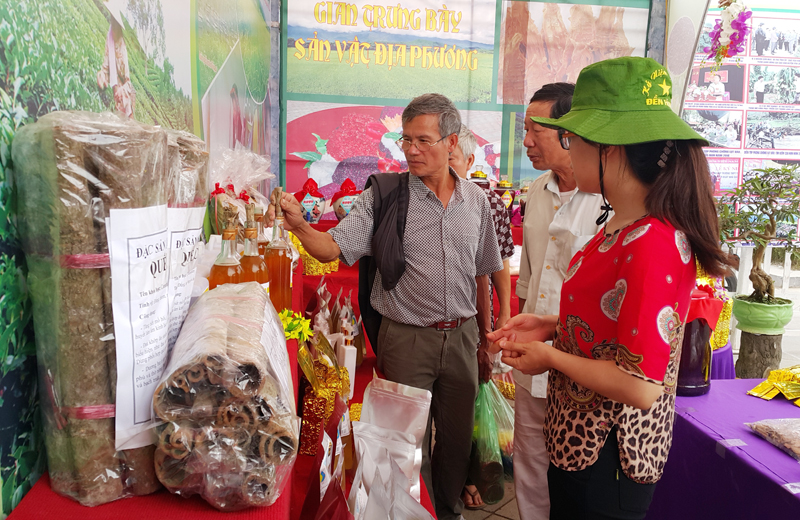 Du lịch làng nghề ở Phú Thọ tìm đầu ra sản phẩm