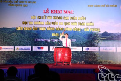 Khai mạc Hội thi lễ tân khách sạn, hướng dẫn viên du lịch giỏi toàn quốc và Liên hoan ẩm thực Đồng bằng sông Hồng - Hải Phòng 2013