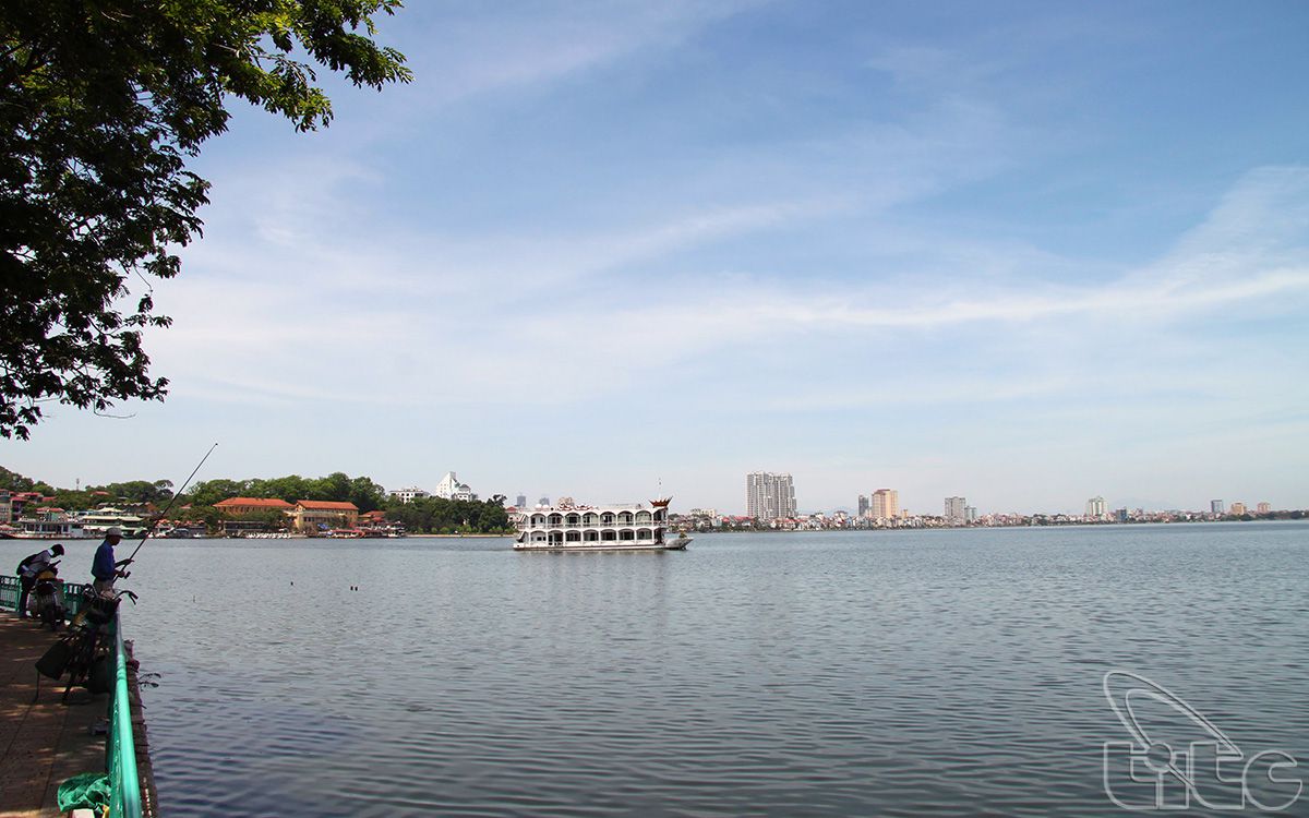 Hồ Tây – Nét Chấm Phá Đầy Thi Vị Giữa Lòng Thủ Đô - Www.Dulichvn.Org.Vn