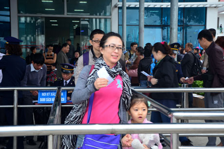 Quảng Ninh đón gần 2,4 triệu lượt khách trong 2 tháng đầu năm 2014