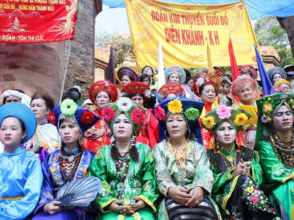 Khánh Hòa: Tưng bừng khai mạc Lễ hội Tháp Bà Ponagar năm 2014
