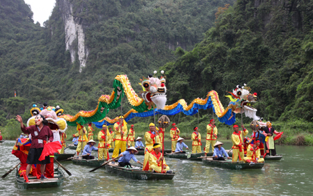 Ninh Bình: Khai mạc Lễ hội truyền thống Tràng An năm 2017