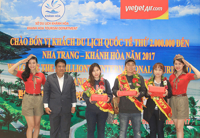 Đón vị khách quốc tế thứ 2 triệu đến Nha Trang - Khánh Hòa trong năm 2017