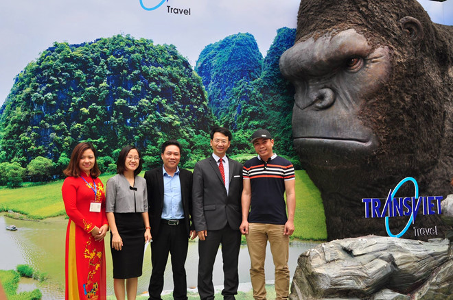 Ninh Bình được tặng mô hình tượng Kong để quảng bá du lịch