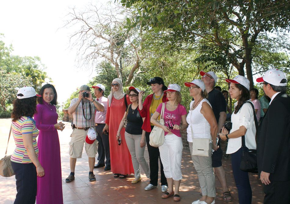 Phú Yên: Xây dựng con người du lịch văn minh, thân thiện