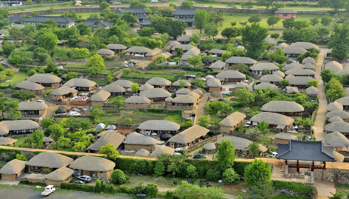 Độc đáo ngôi làng cây nấm Naganeupseong ở phía nam Hàn Quốc