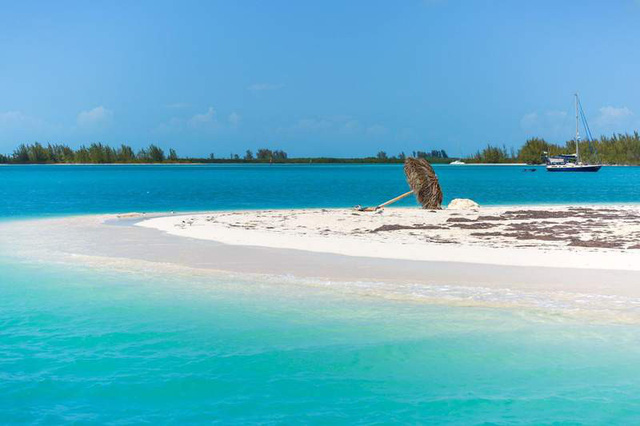 Khám phá những bãi biển thiên đường đẹp như Maldives