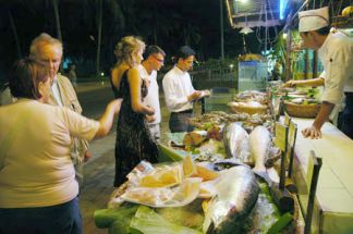 Ẩm thực đêm - thế mạnh du lịch Bình Thuận