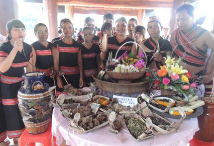 Lễ hội ẩm thực các dân tộc Kon Tum 