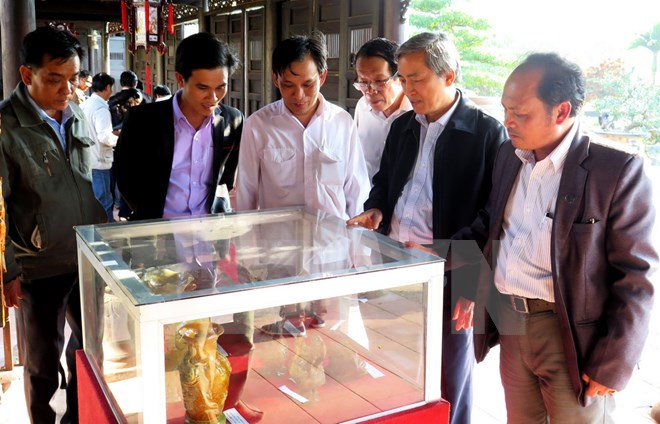 Nhân dịp đầu xuân Nam Định trưng bày, đấu giá hơn 1.000 cổ vật 