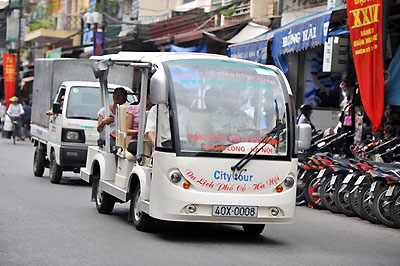 TP. Hồ Chí Minh sẽ đưa xe điện chở du khách dạo quanh thành phố