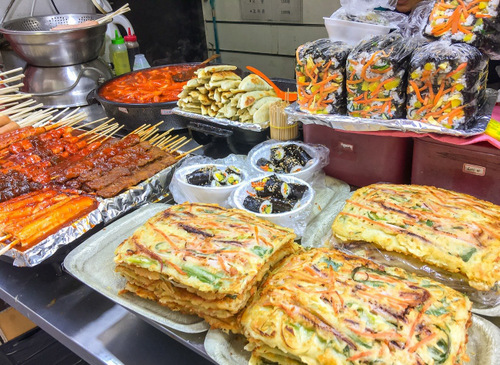 Sức hấp dẫn của món ăn đường phố Hàn Quốc – Đài Loan – Thái Lan